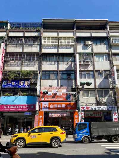 2拍預估1443萬【中山路二段公寓】捷運板新站視意圖