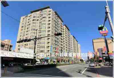 售桃園市中壢區內壢火車站【環中音樂季】美3房車位電梯大樓電梯大樓960萬